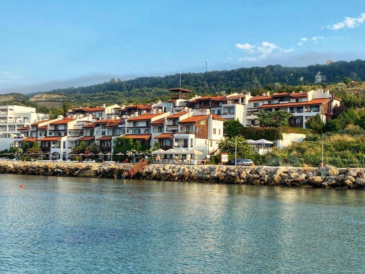 White Coast Beach Apartments Kavarna Exterior photo
