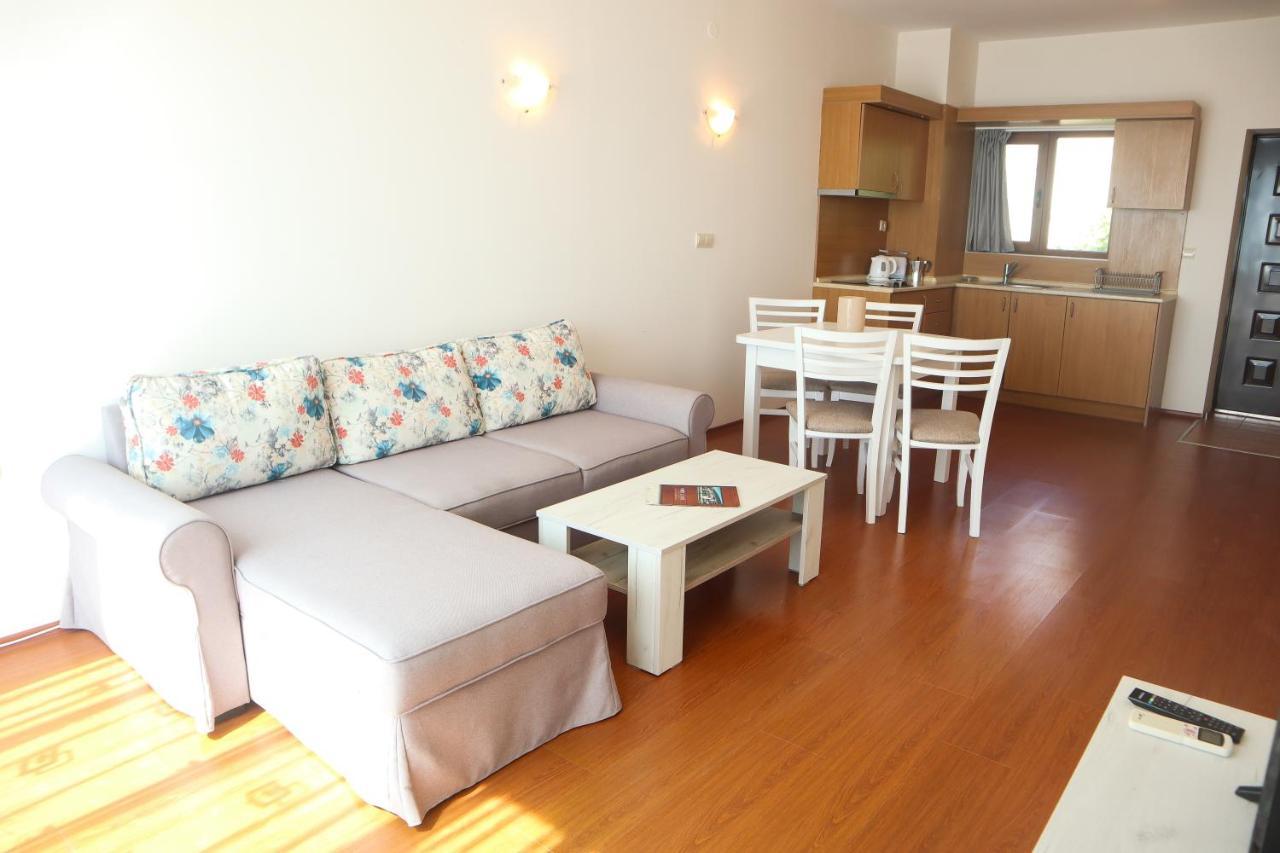 White Coast Beach Apartments Kavarna Exterior photo