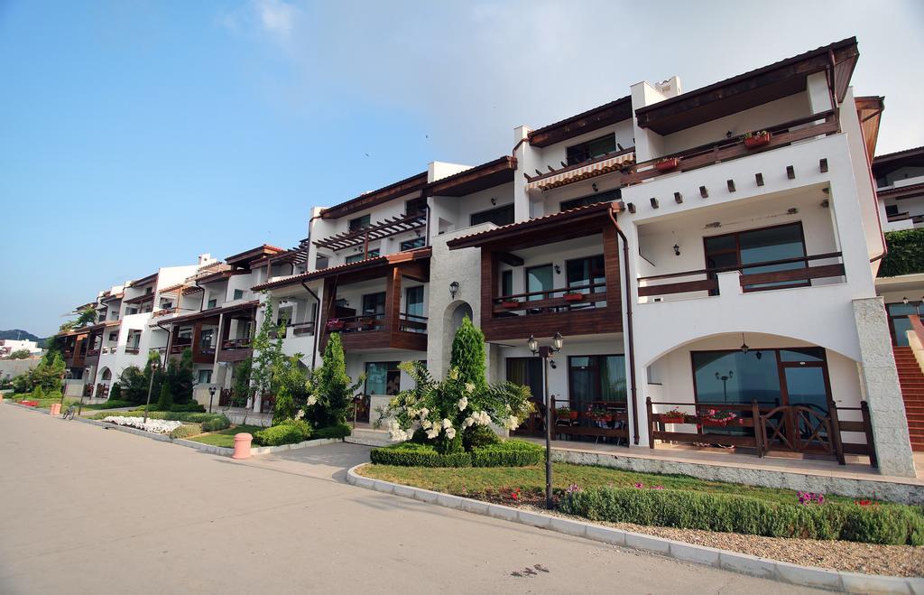 White Coast Beach Apartments Kavarna Exterior photo